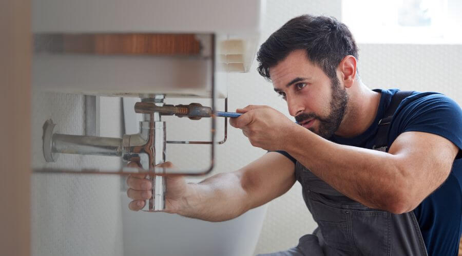 Professional water heater installation services in Pyote, TX